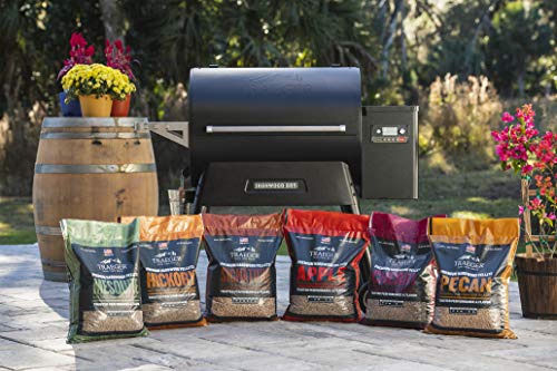 Traeger Grills Signature Blend 100% All-Natural Wood Pellets for Smokers and Pellet Grills, BBQ, Bake, Roast, and Grill, 20 lb. Bag-UPStoxs